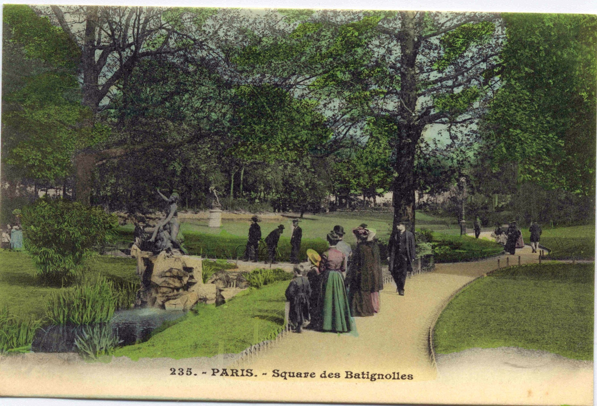 Paris Square des Batignolles