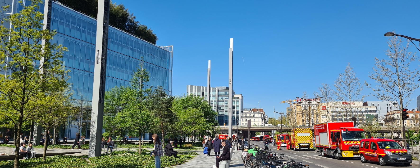 Pompiers  l'incendie du Syctom.