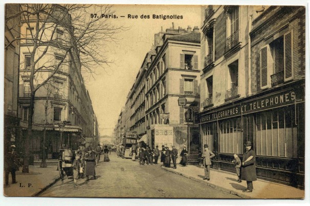 Paris Rue des Batignolles