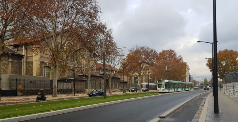 inauguration du tramway T3 à la Cité du Théâtre